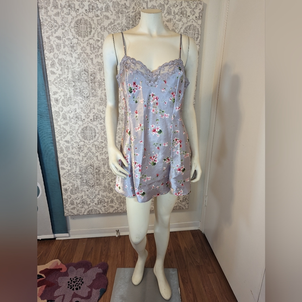 Victoria's Secret Mini Floral Satin and Lace Chemise in pale lavender Medium